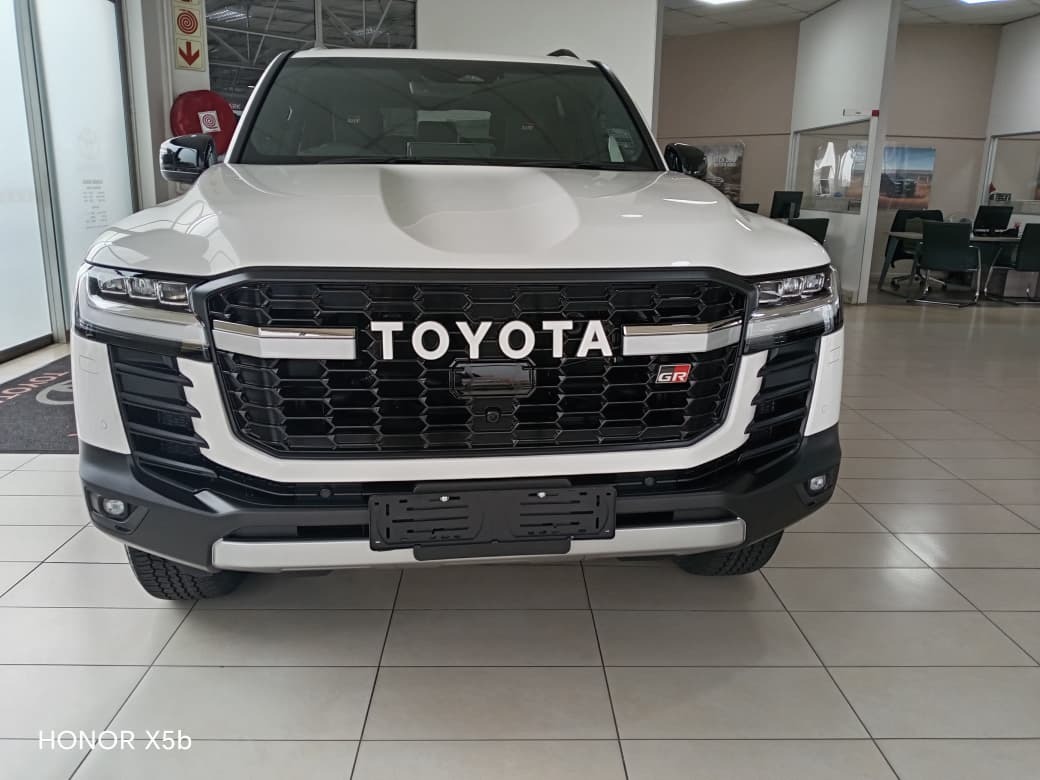 Toyota LAND CRUISER 300 3.5T GR-SPORT