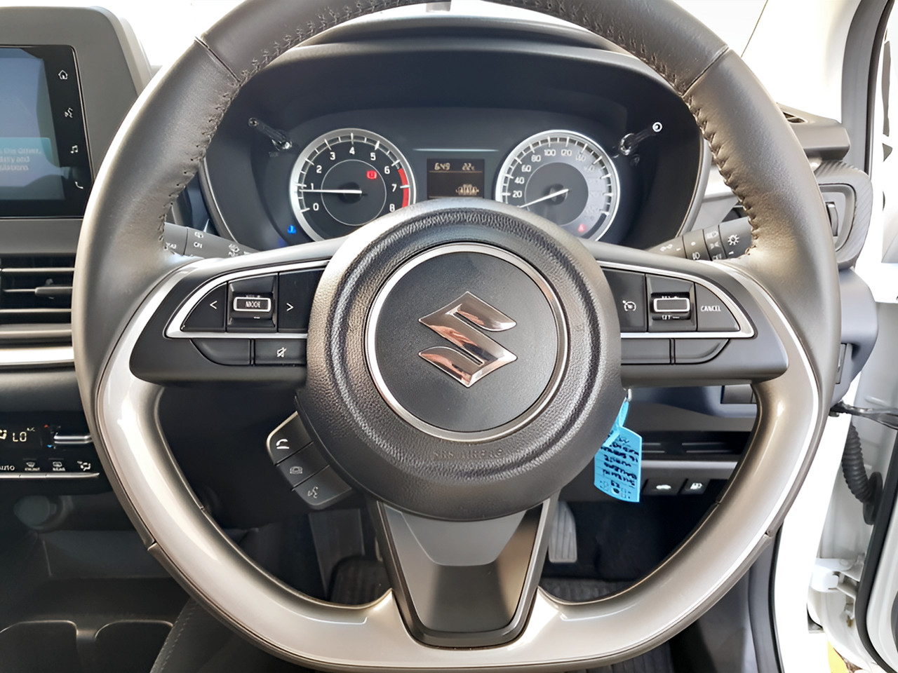 Suzuki Baleno 1.5 GL MANUAL