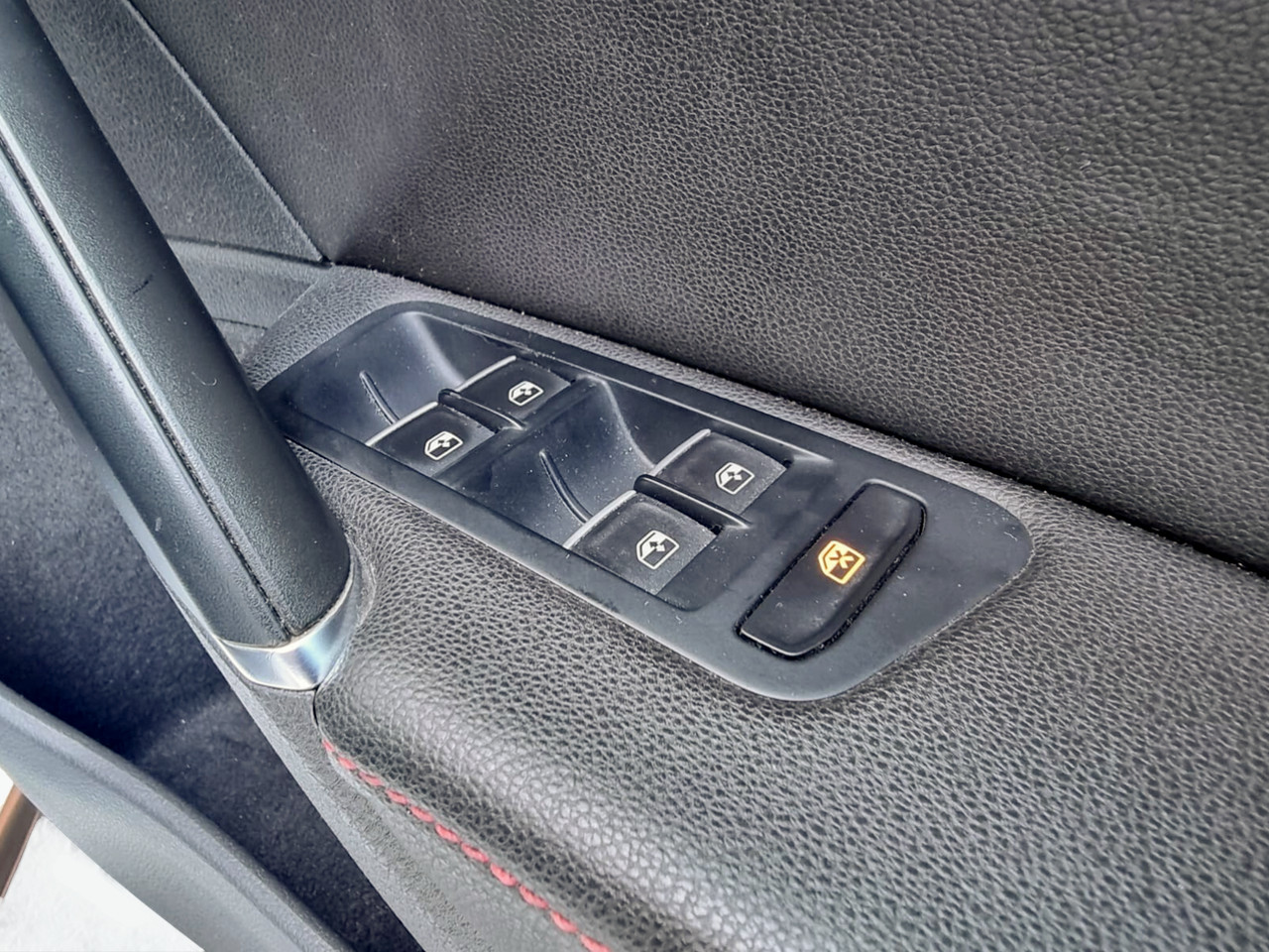 Volkswagen Golf GTI AUTO