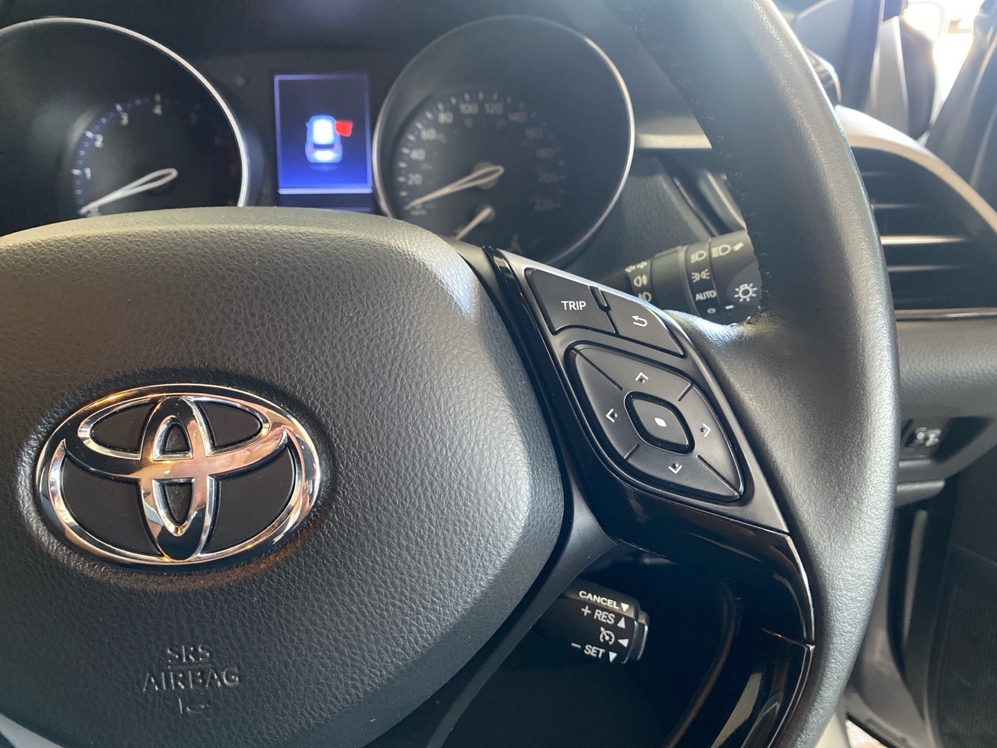 Toyota C-HR 1.2T PLUS AUTO