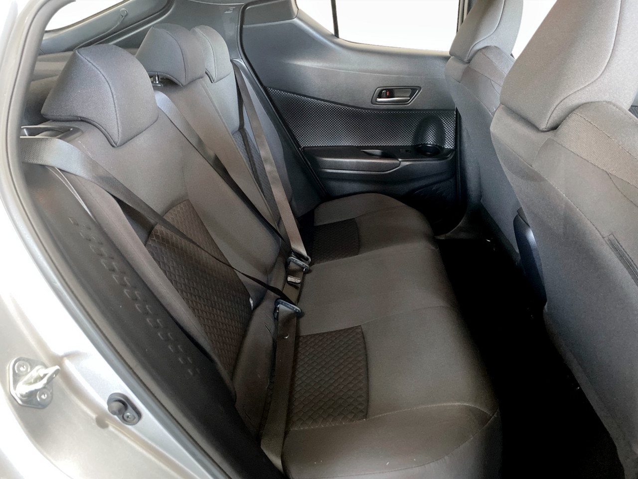 Toyota C-HR 1.2T PLUS AUTO