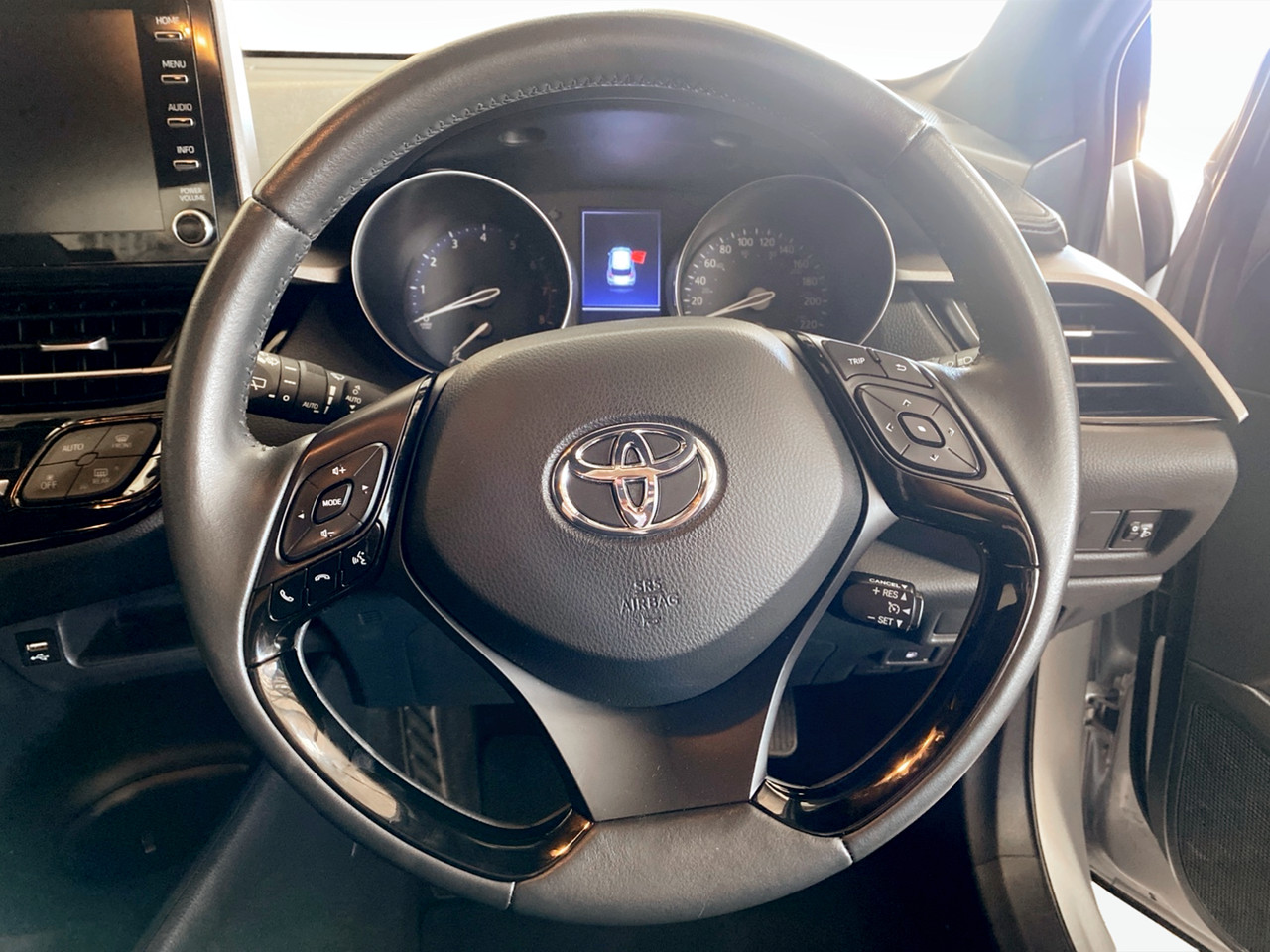 Toyota C-HR 1.2T PLUS AUTO