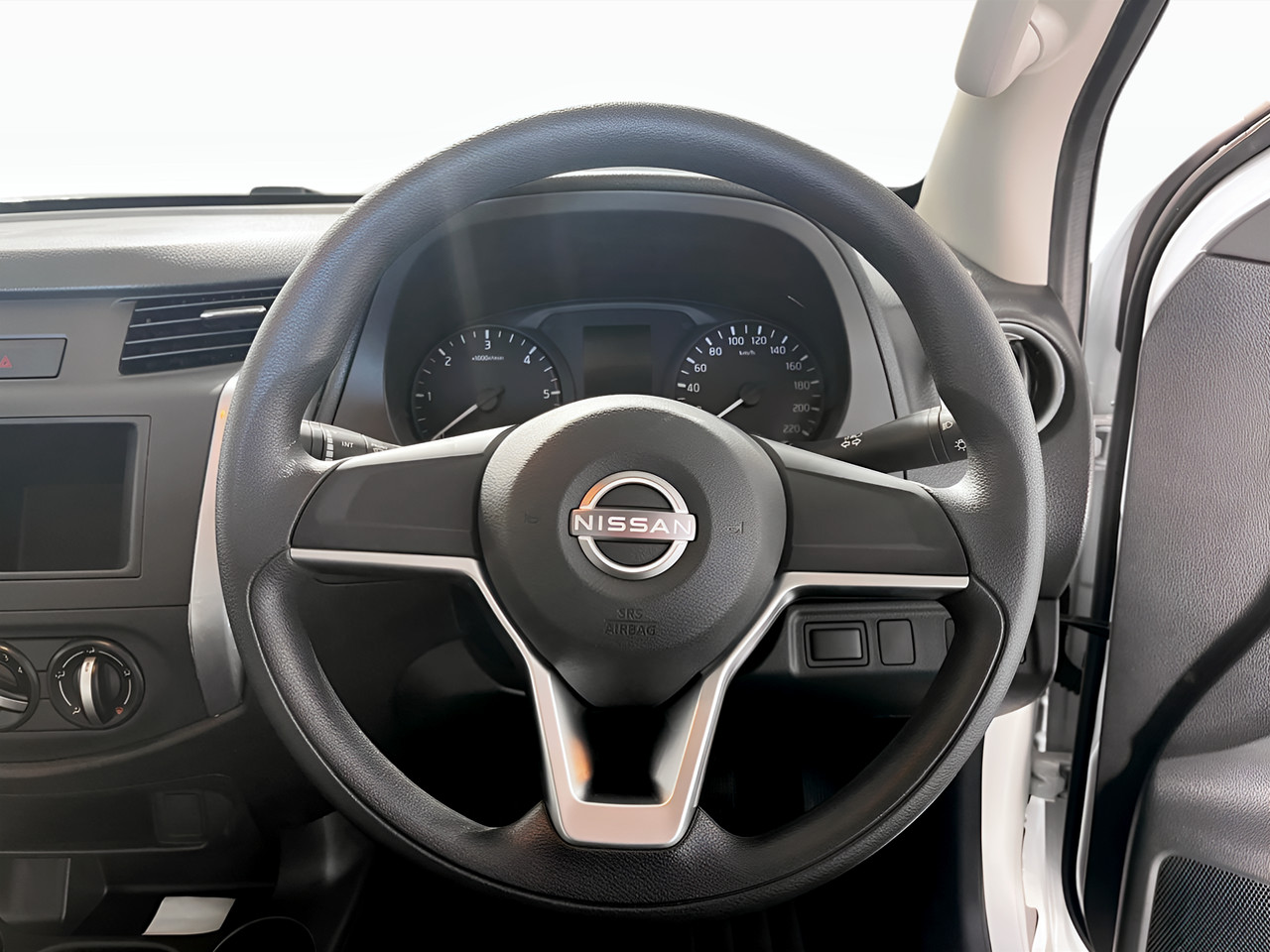 Nissan Navara 2.5DDTI SINGLE CAB XE