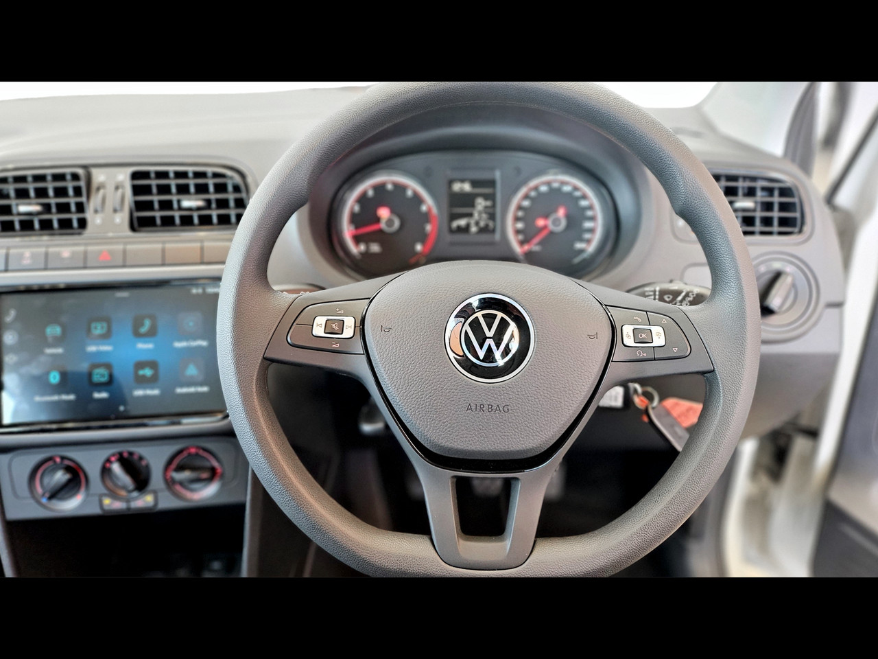 Volkswagen POLO VIVO HATCH 1.4