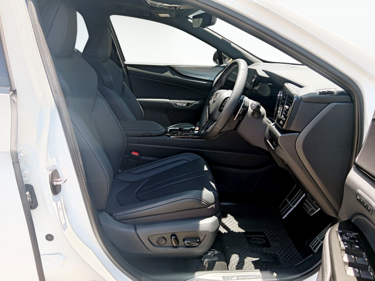 Lexus NX 450H+ F SPORT