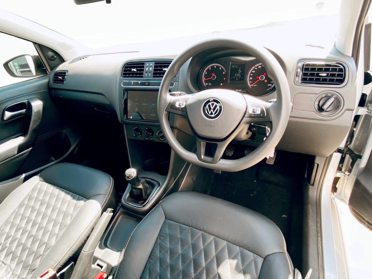 Volkswagen POLO VIVO HATCH 1.4 LIFE