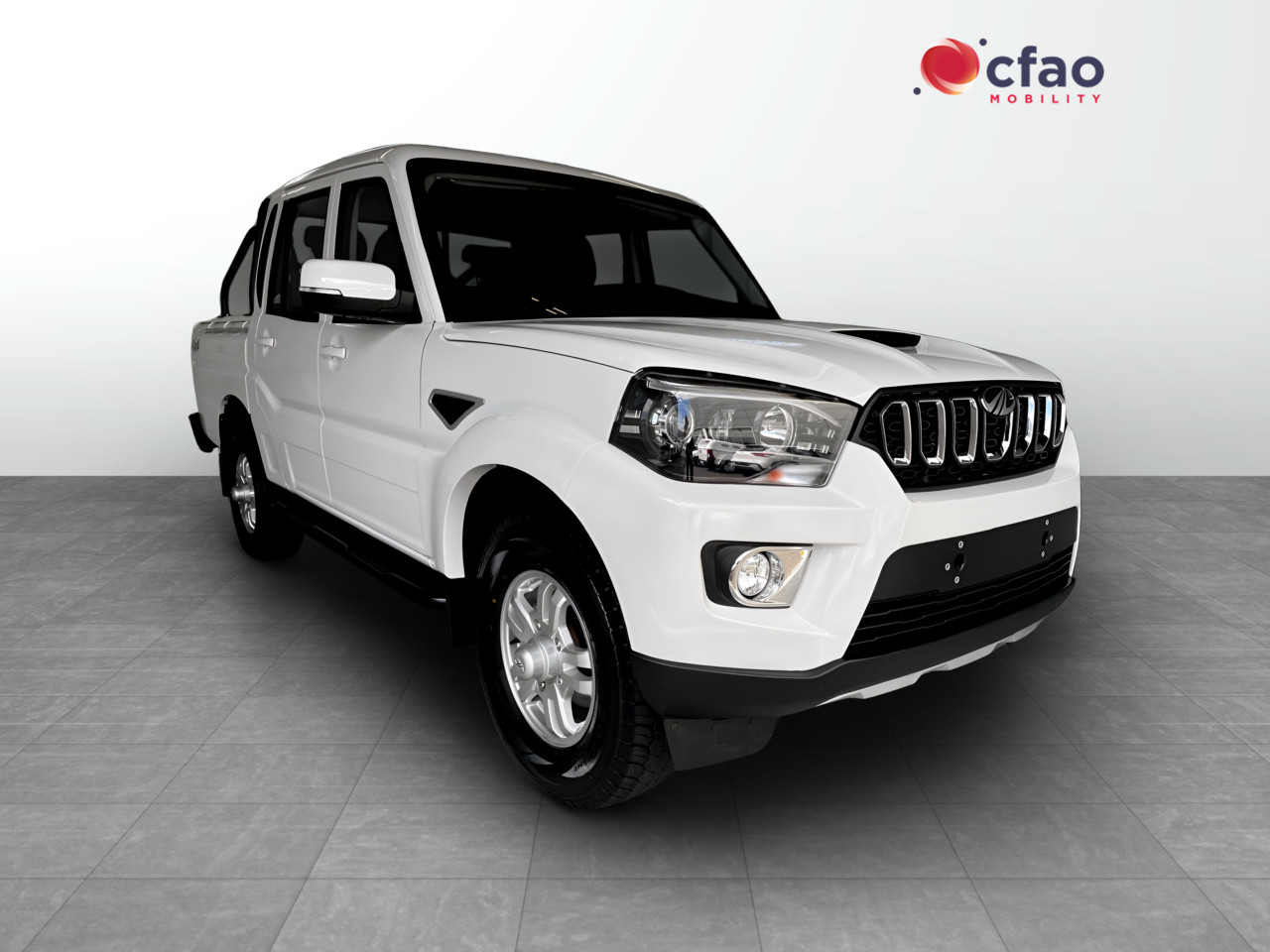 Mahindra PIK UP 2.2CRDE DOUBLE CAB 4X4 S11 KAROO