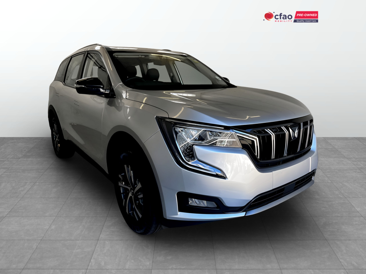 Mahindra XUV700 2.0T AX5
