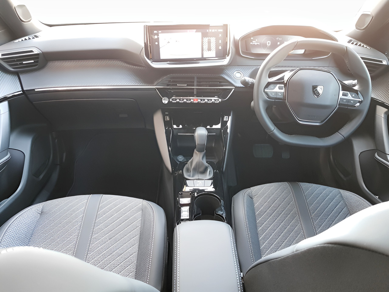 Peugeot 2008 1.2T ALLURE