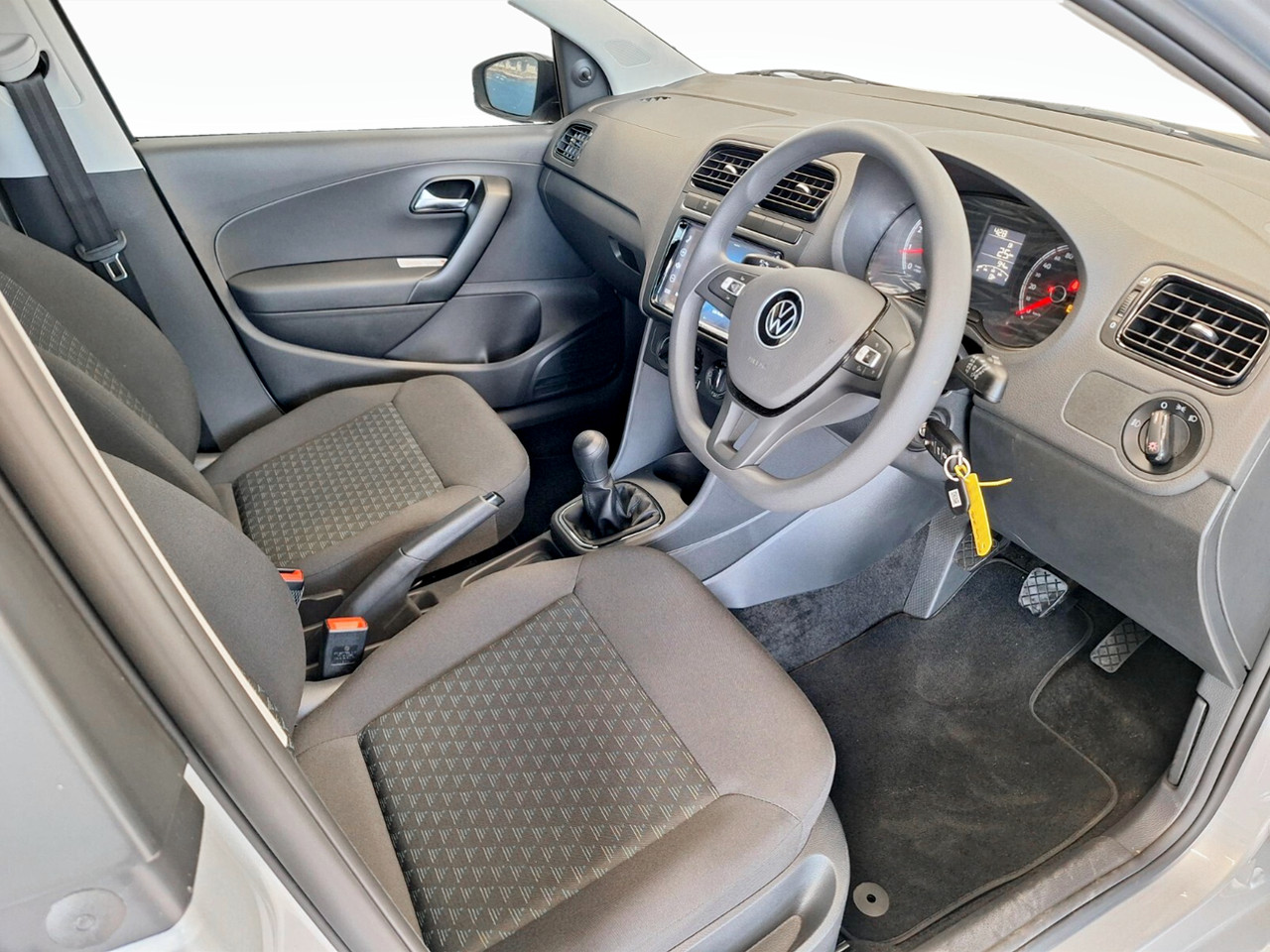 Volkswagen POLO VIVO HATCH 1.4