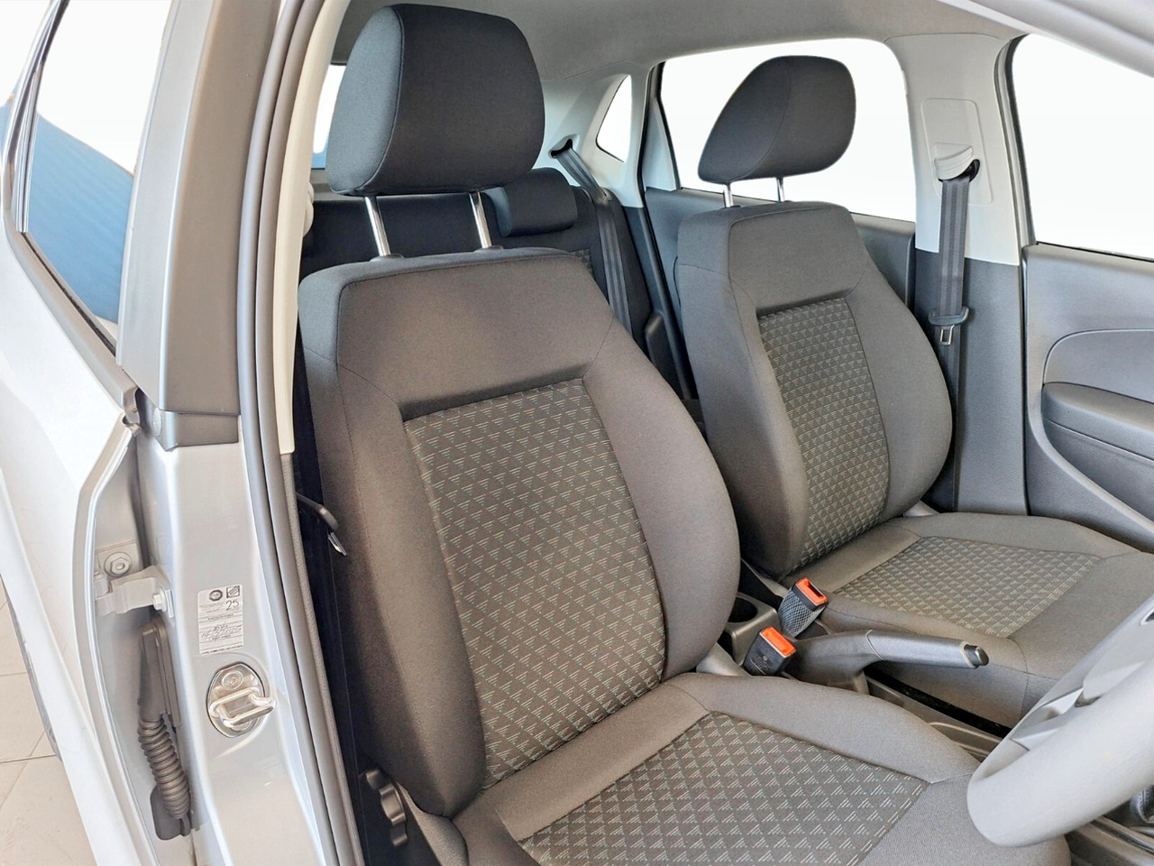 Volkswagen POLO VIVO HATCH 1.4