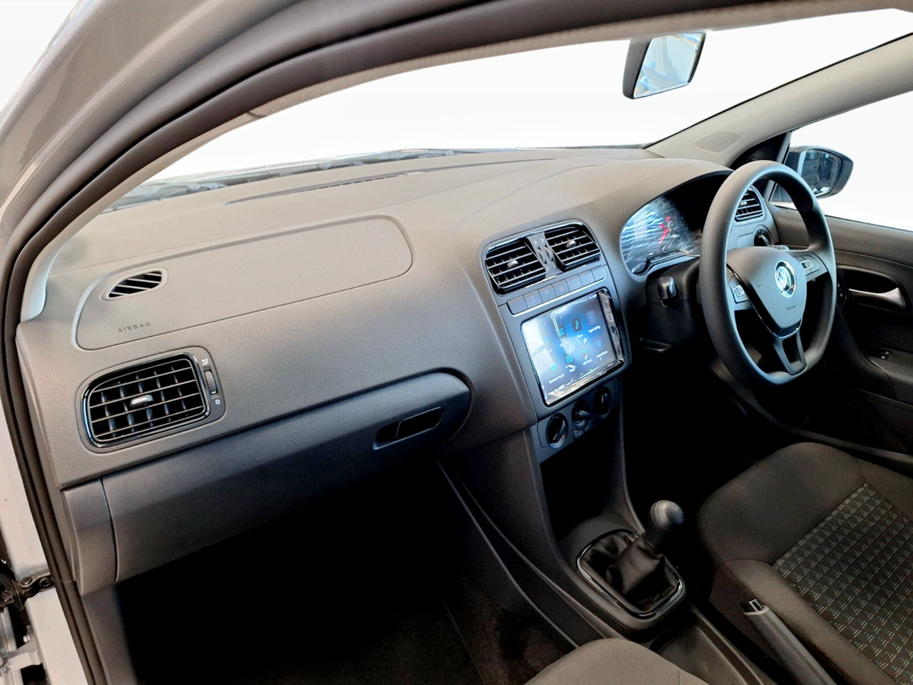 Volkswagen POLO VIVO HATCH 1.4