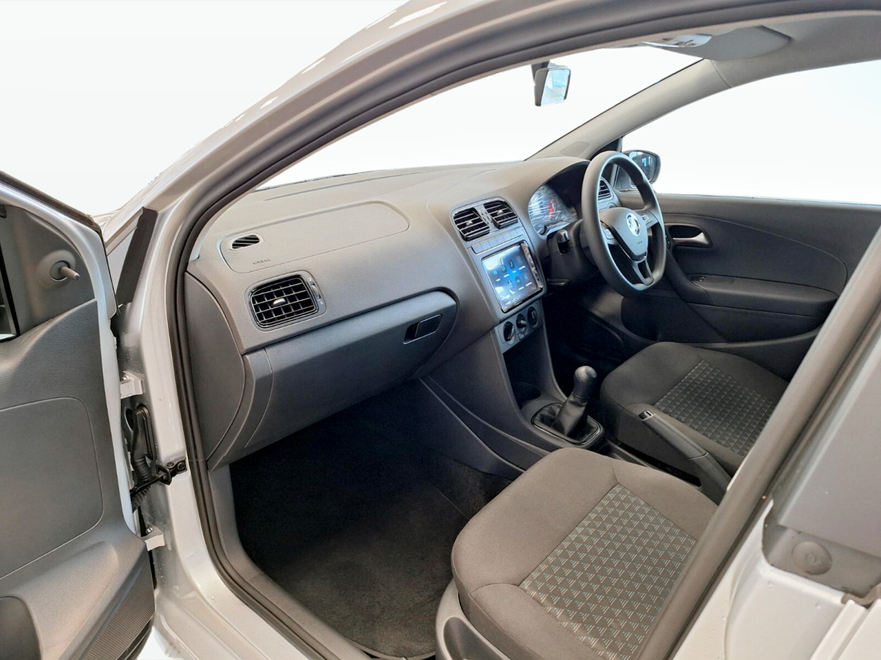 Volkswagen POLO VIVO HATCH 1.4