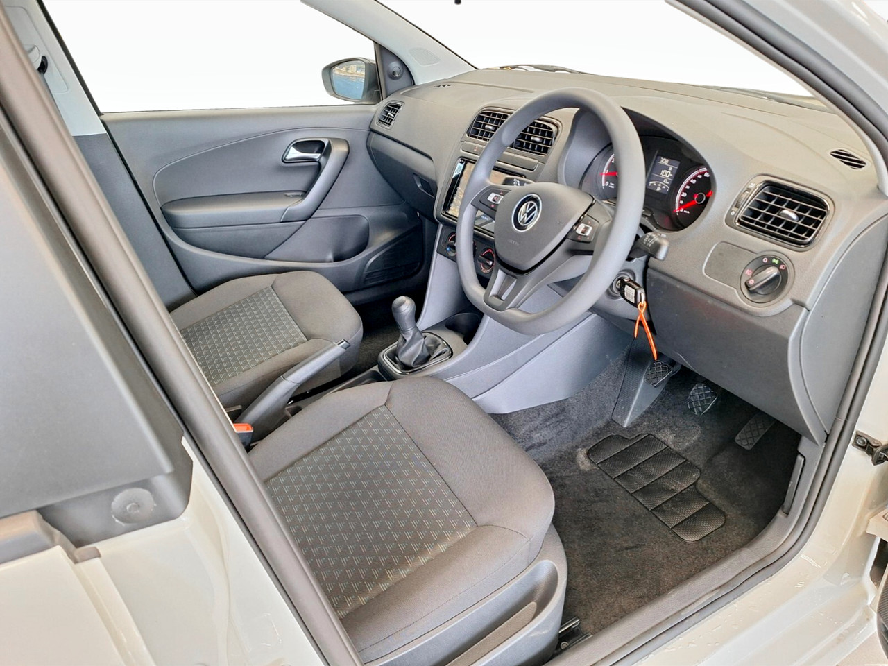 Volkswagen POLO VIVO HATCH 1.4