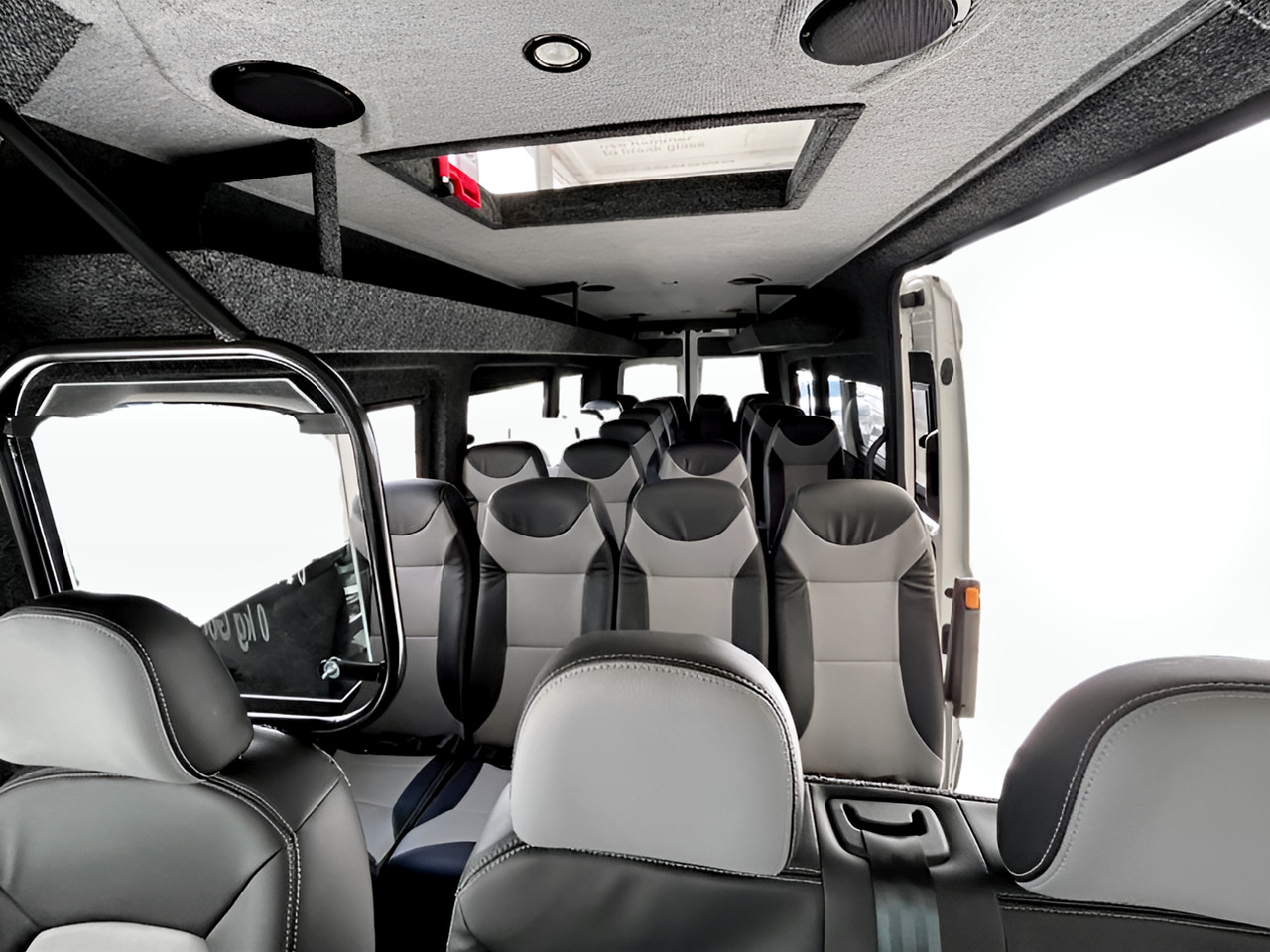 Volkswagen Crafter 2.0 TDI 50 Bus Conversion ready
