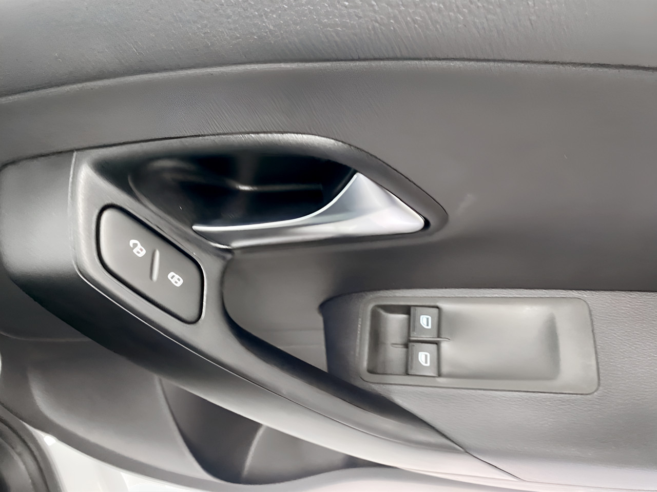 Volkswagen POLO VIVO HATCH 1.4