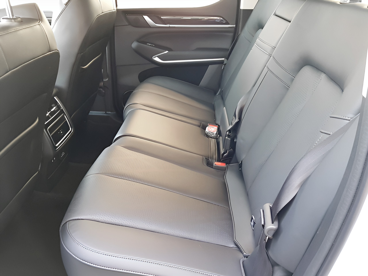 GWM P500 2.4T DOUBLE CAB SUPER LUXURY 4X4