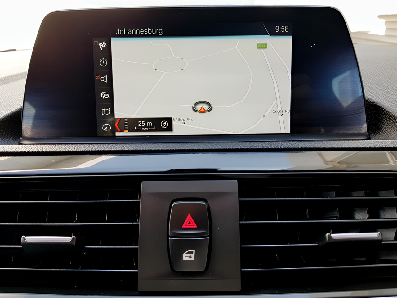 BMW 1 Series 118i 5-door auto