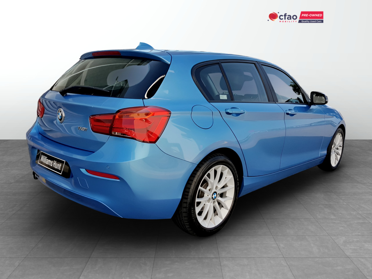 BMW 1 Series 118i 5-door auto