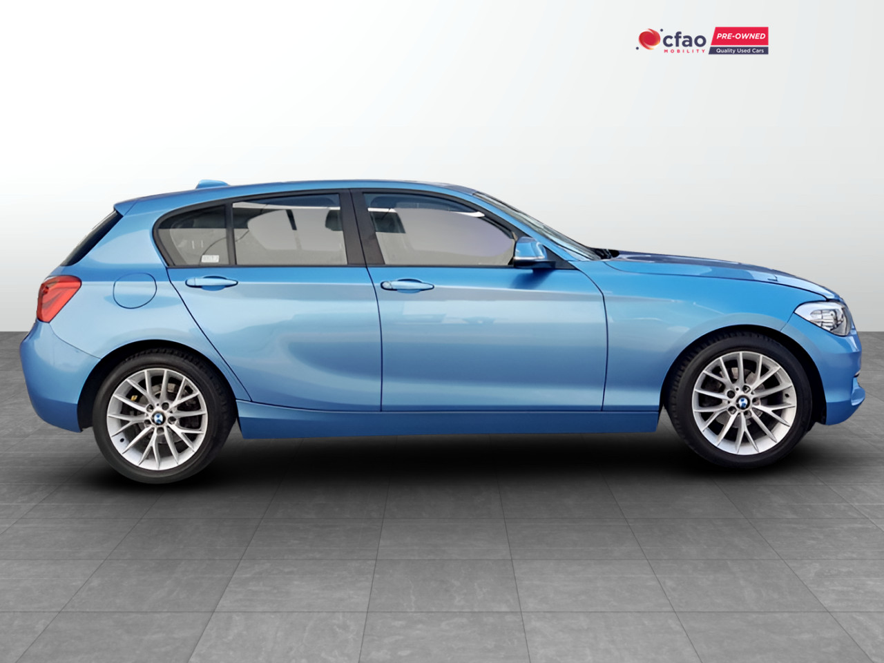 BMW 1 Series 118i 5-door auto