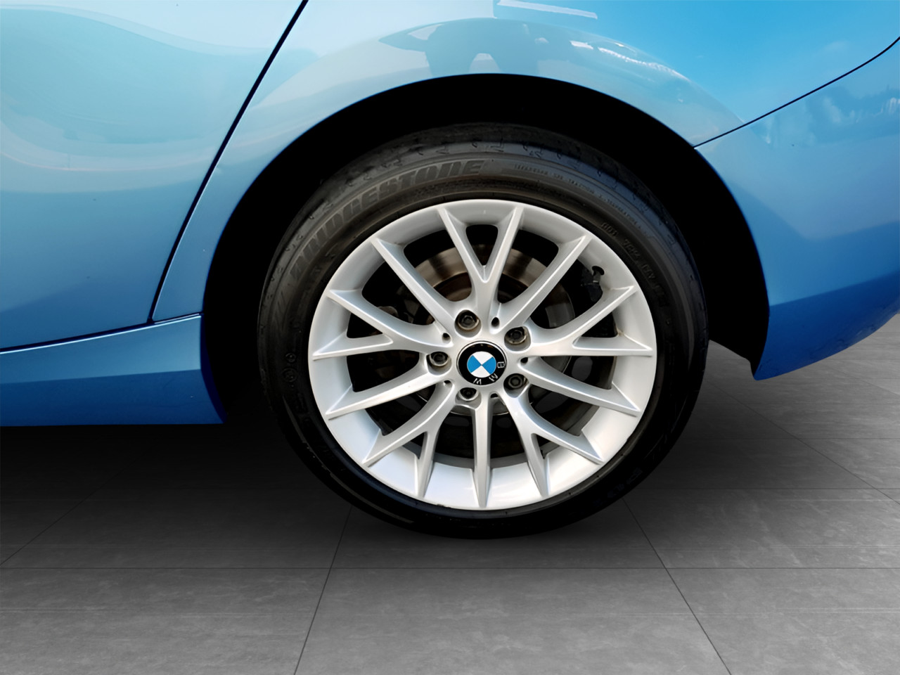 BMW 1 Series 118i 5-door auto
