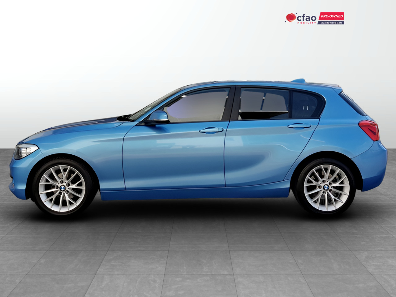 BMW 1 Series 118i 5-door auto