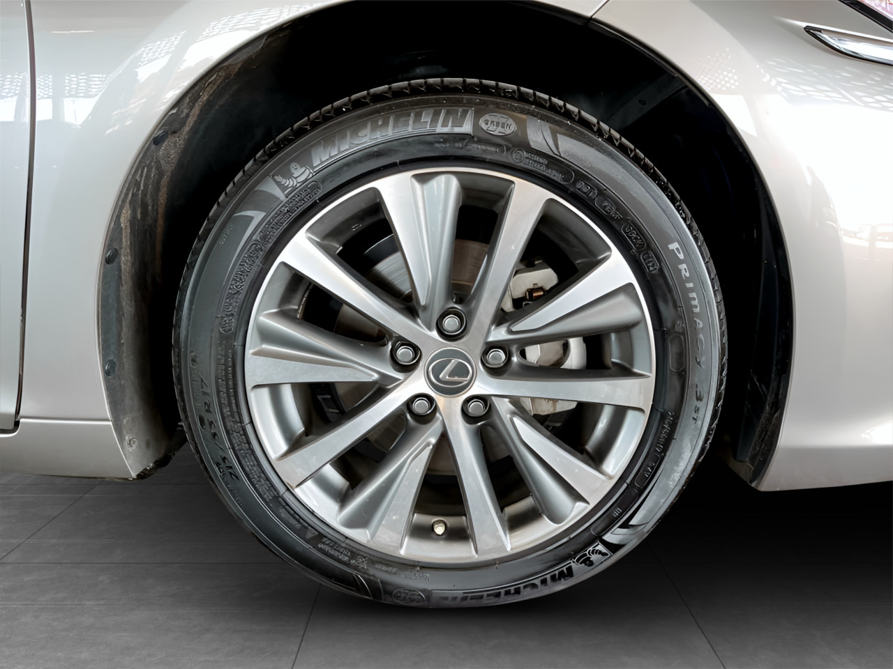 Lexus ES 250 EX