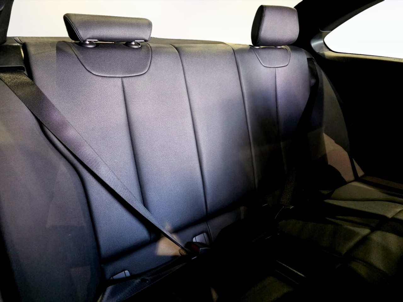 BMW 2 Series 220I COUPE SPORT LINE SHADOW EDITION