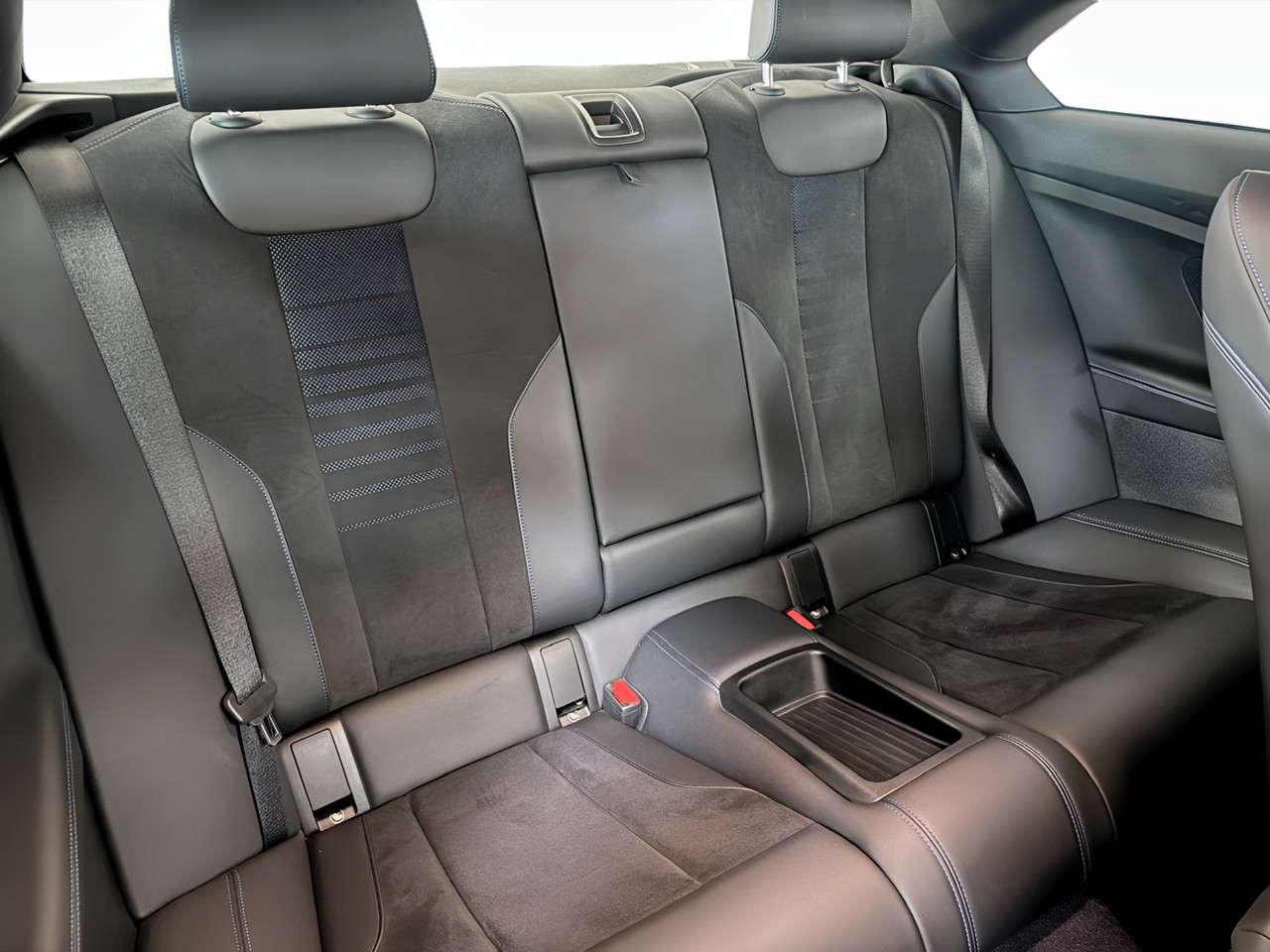BMW 2 Series 220D M SPORT A/T (G47)