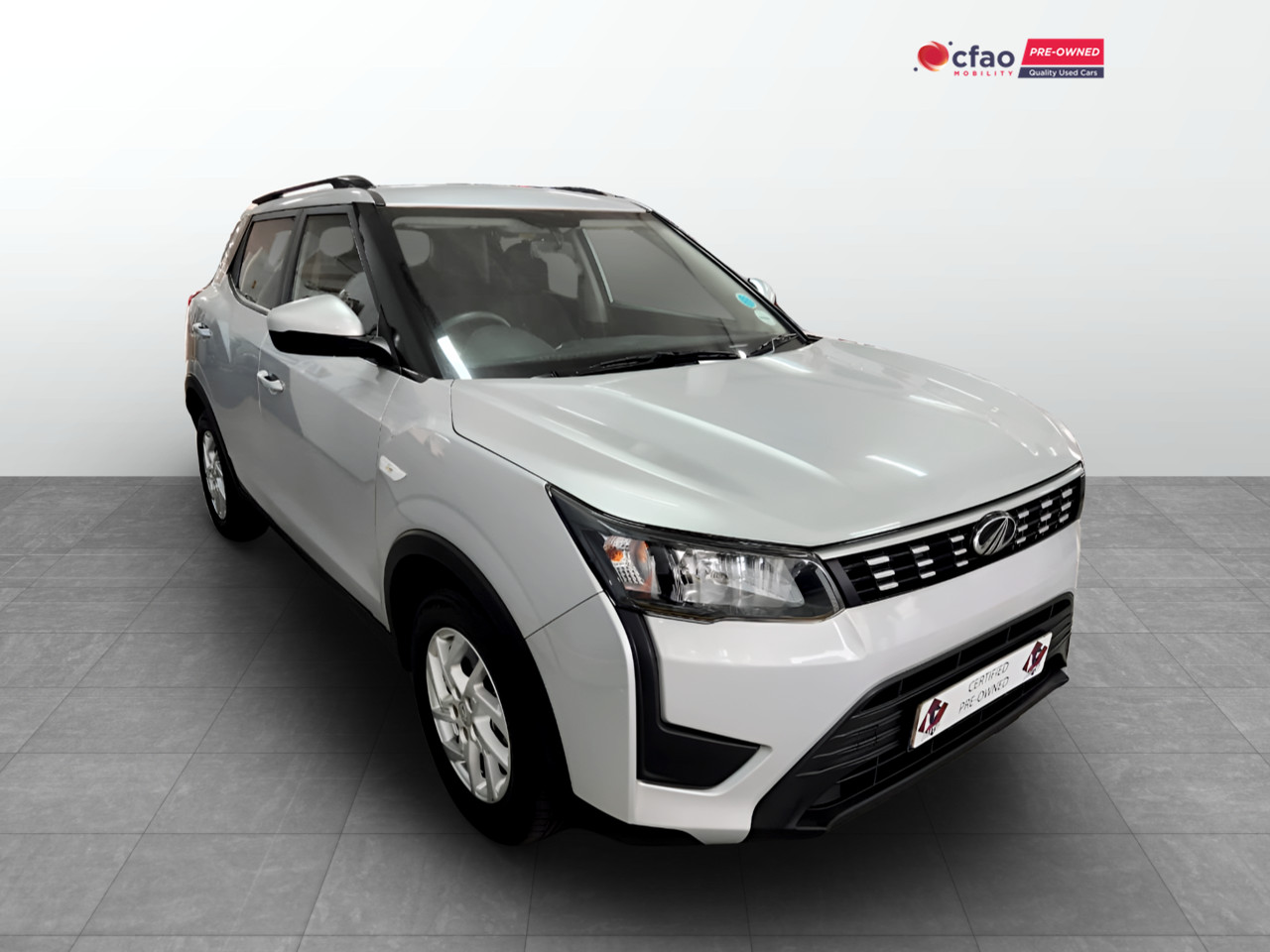 Mahindra XUV300 1.2T W6