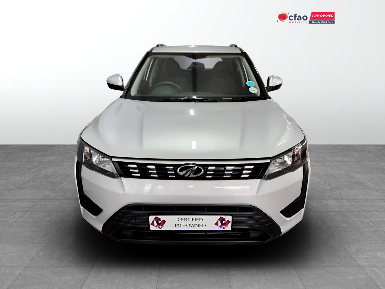 Mahindra XUV300 1.2T W6