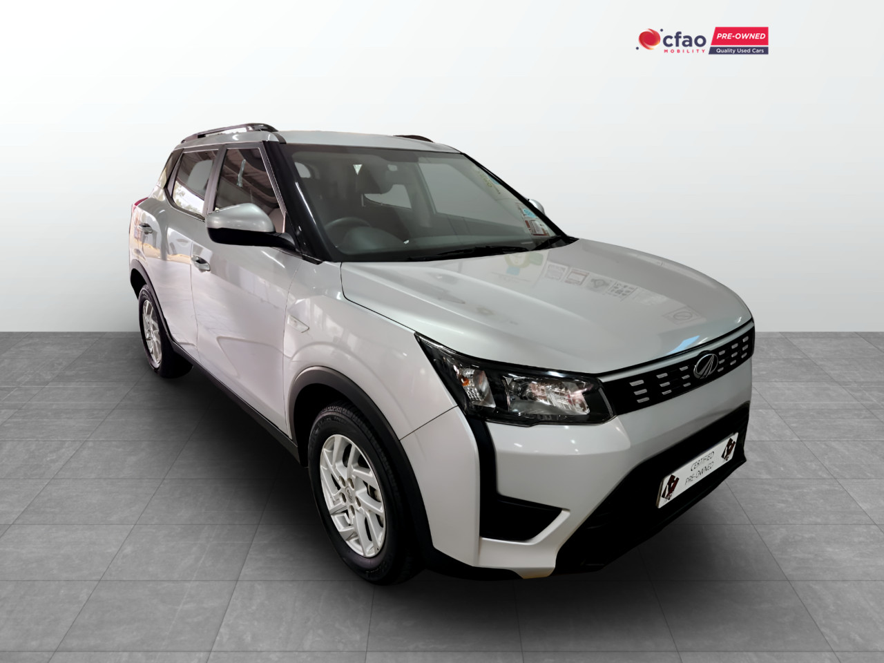 Mahindra XUV300 1.2T W6