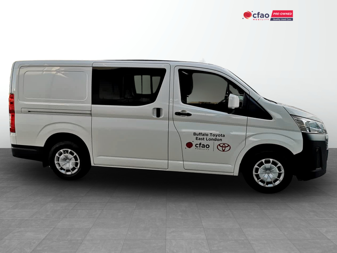 Toyota QUANTUM 2.8 LWB CREWCAB F/C P/V