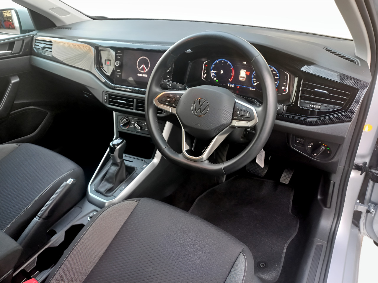 Volkswagen Polo 1.0 TSI LIFE DSG