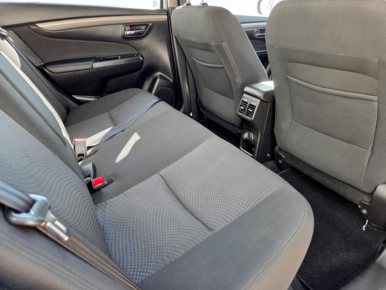 Suzuki CIAZ 1.5 GL MANUAL