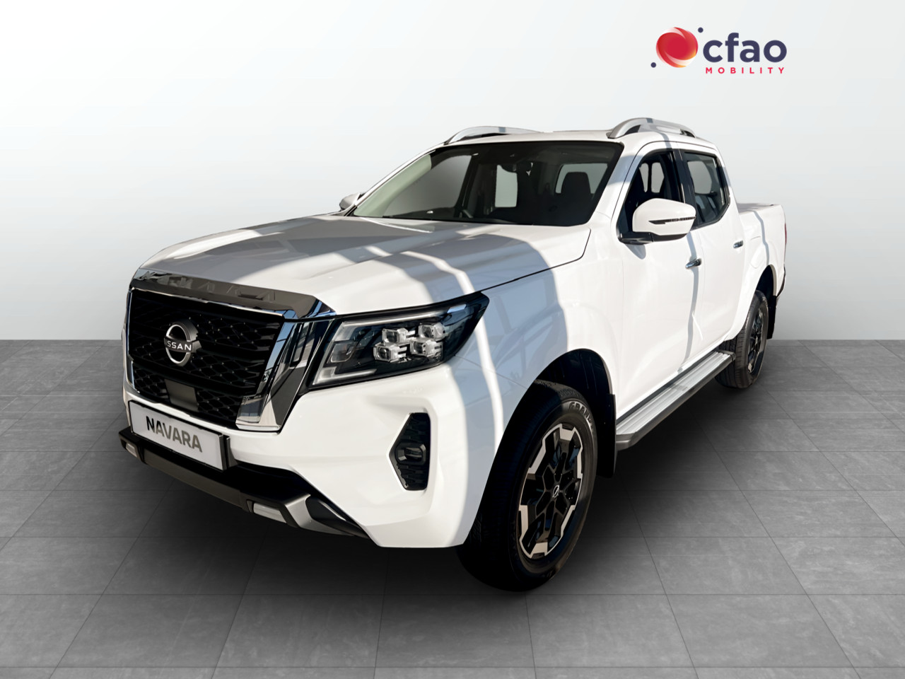 Nissan Navara 2.5DDTi double cab LE Plus