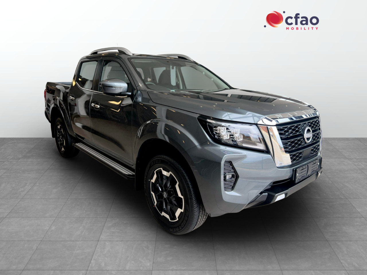 Nissan Navara 2.5DDTi double cab LE