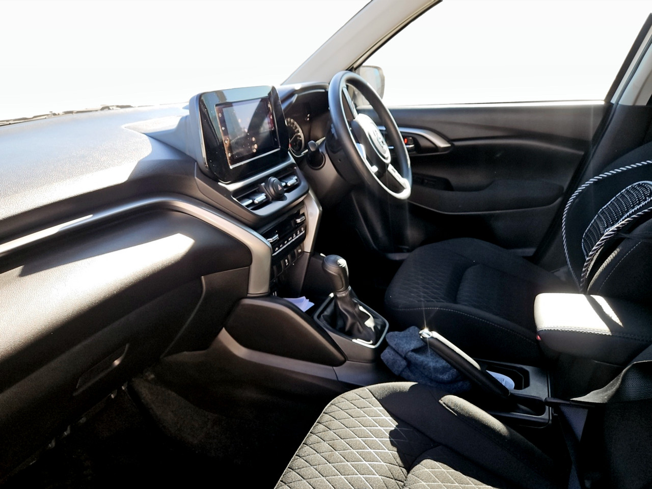 Toyota Urban Cruiser 1.5 XR MANUAL