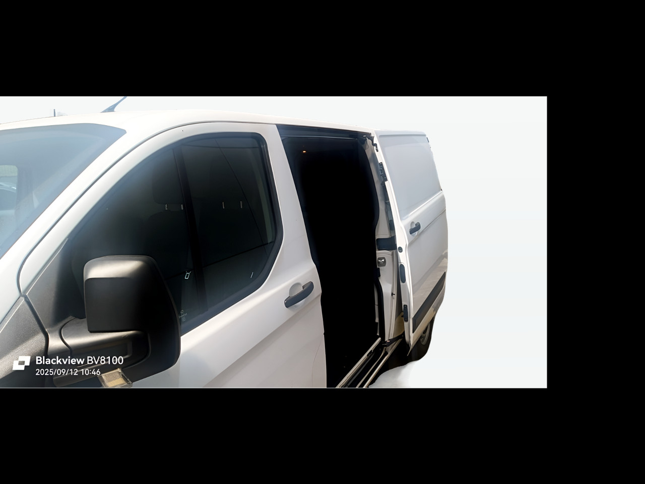 Ford Transit Custom PANEL VAN 2.2TDCI 92KW LWB AMBIENTE