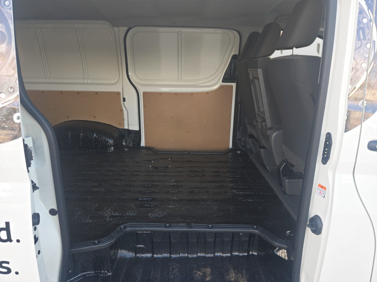 Toyota QUANTUM 2.8 LWB PANEL VAN MANUAL