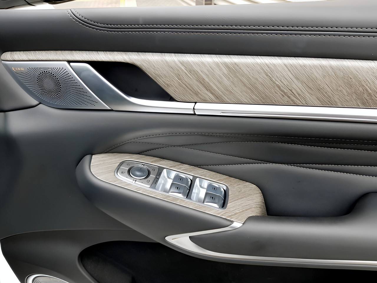 GWM TANK 500 2.0T HEV ULTRA LUXURY 4WD