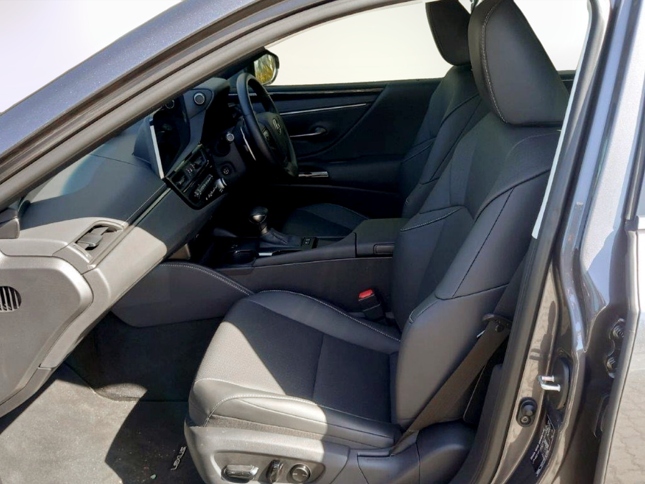 Lexus ES 300H EX