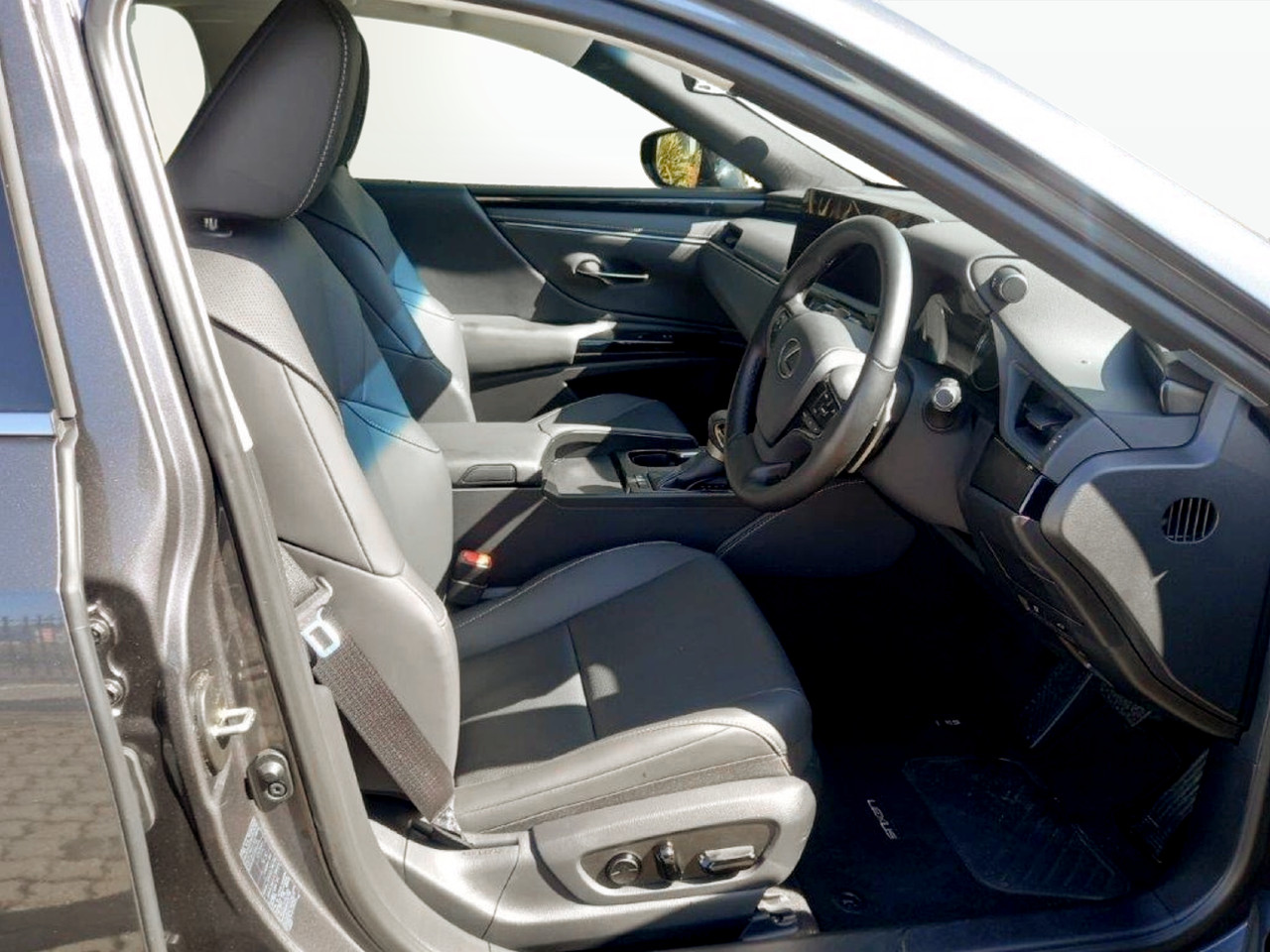 Lexus ES 300H EX