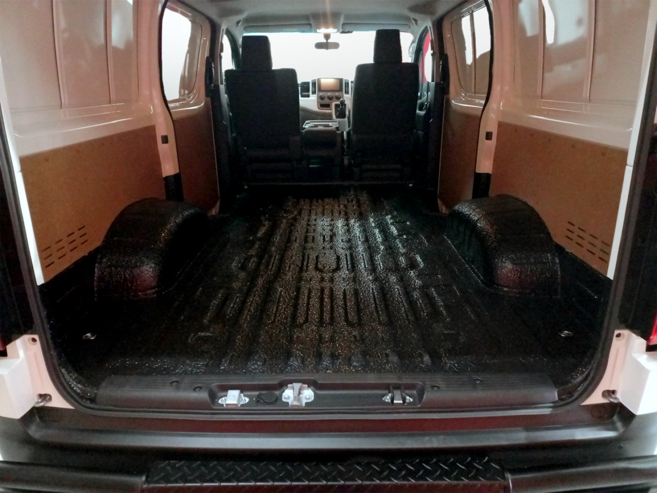 Toyota QUANTUM 2.8 LWB PANEL VAN MANUAL