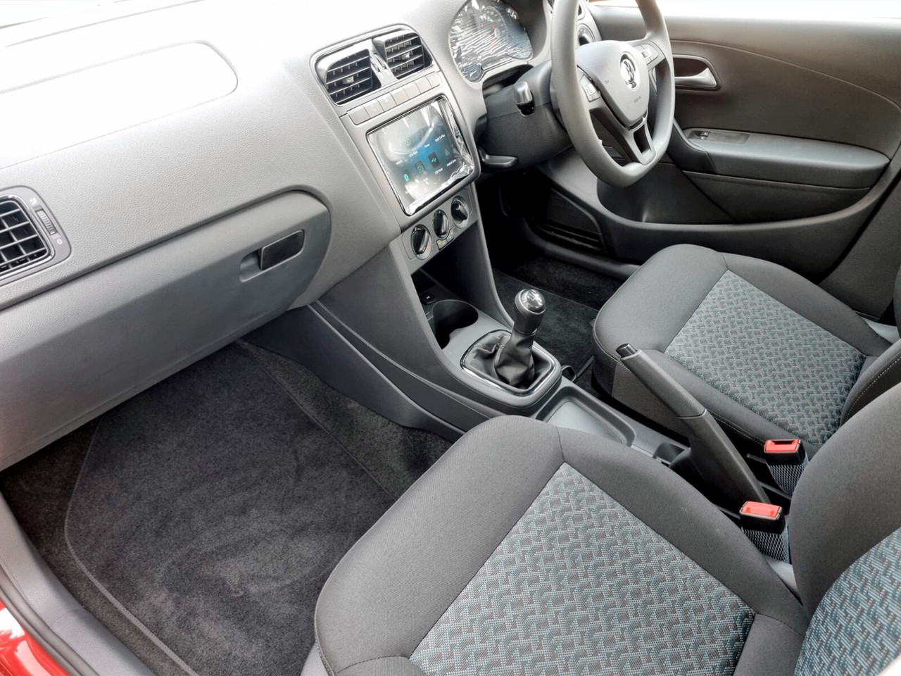 Volkswagen POLO VIVO HATCH 1.4 LIFE