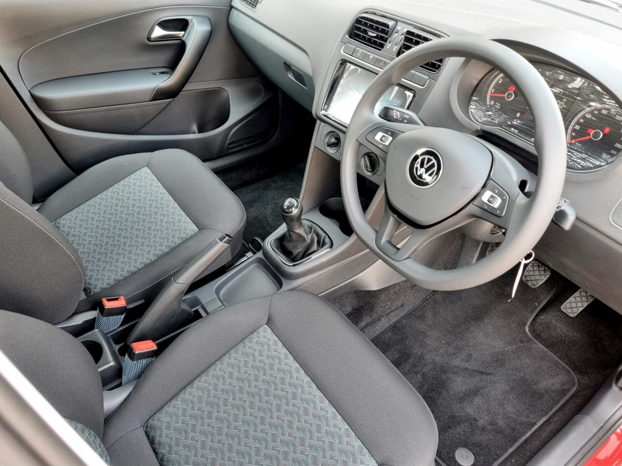 Volkswagen POLO VIVO HATCH 1.4 LIFE
