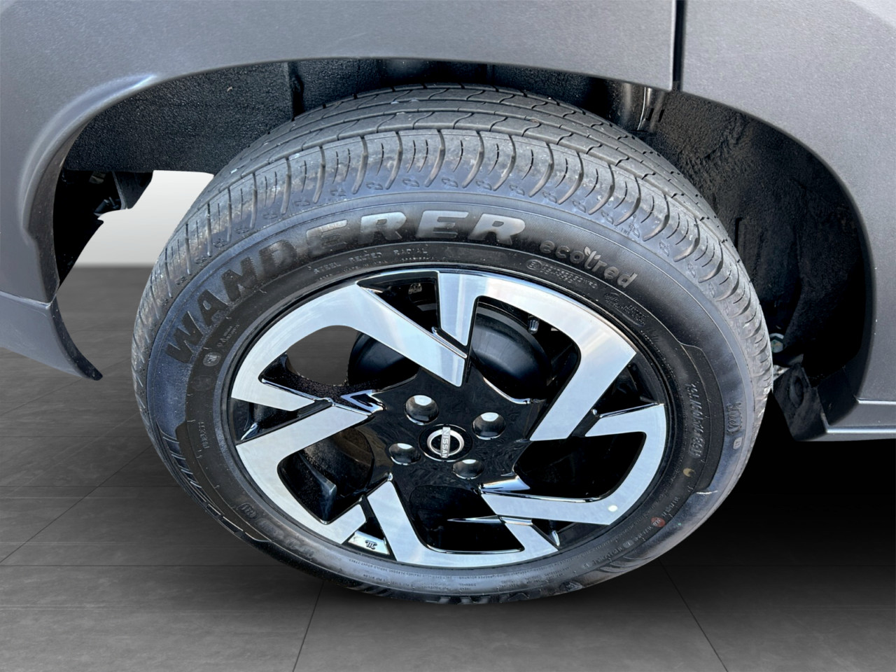 Nissan MAGNITE 1.0 ACENTA AUTO