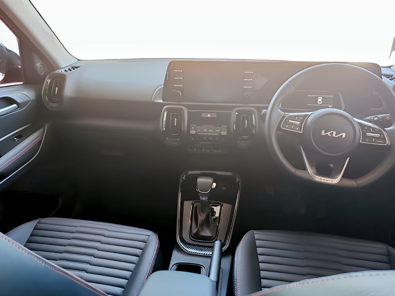 Kia SONET 1.0T EX+ A/T
