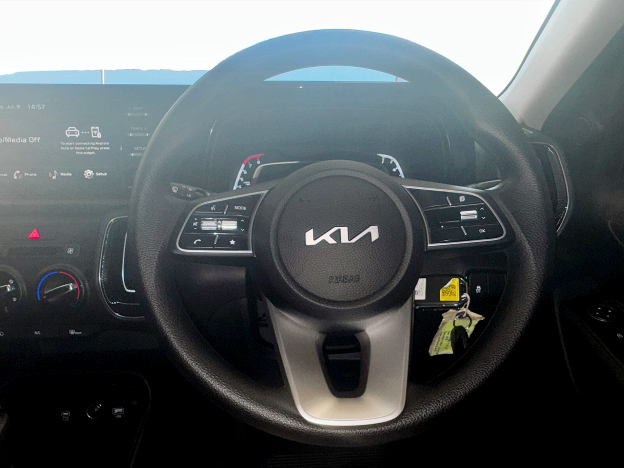 Kia SONET 1.5 LX MANUAL