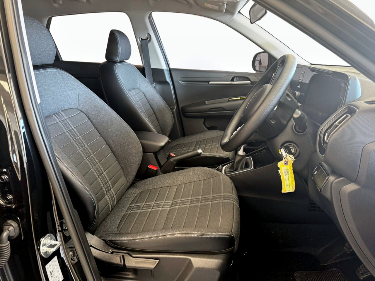 Kia SONET 1.5 LX MANUAL